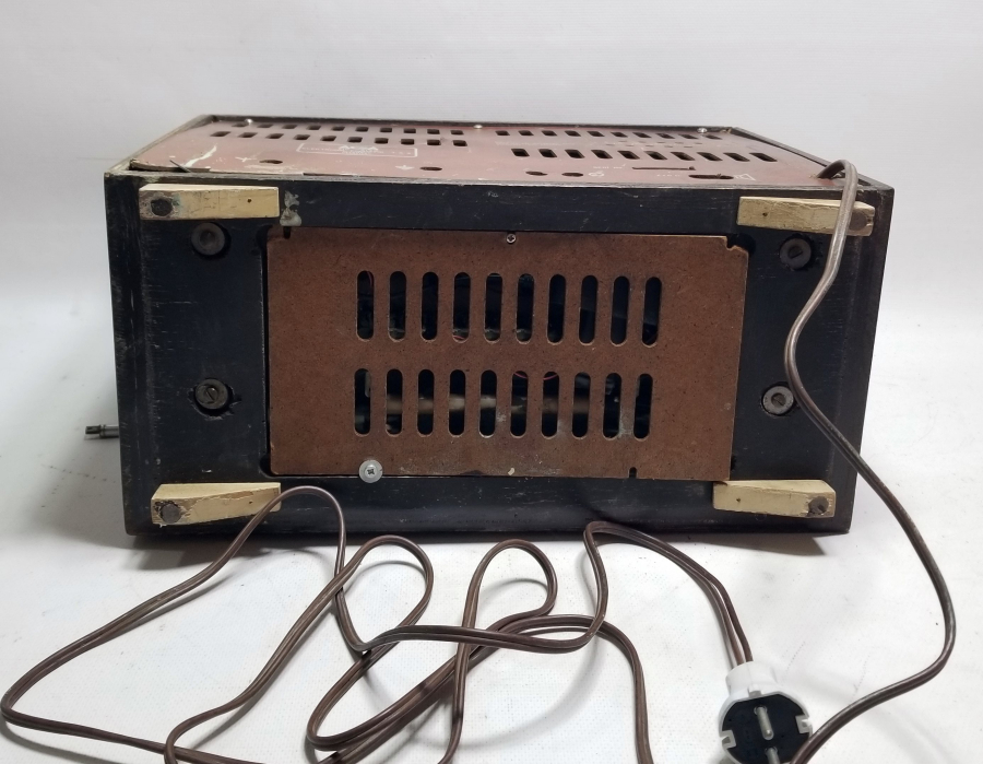 ÇALIŞIR DURUMDA ANTİKA RADYO