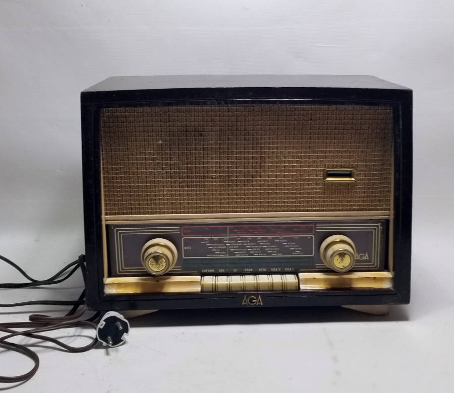 ÇALIŞIR DURUMDA ANTİKA RADYO