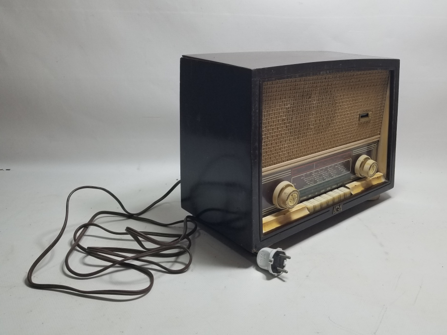 ÇALIŞIR DURUMDA ANTİKA RADYO