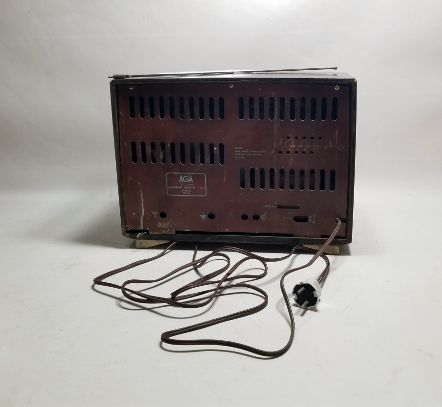 ÇALIŞIR DURUMDA ANTİKA RADYO