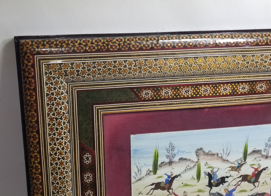 SANATÇI İMZALI EL BOYAMA MARKUTERİ ÇERÇEVESİNDE ANTİKA PANO