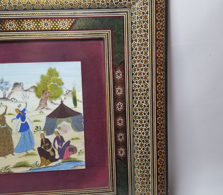 SANATÇI İMZALI EL BOYAMA MARKUTERİ ÇERÇEVESİNDE ANTİKA PANO