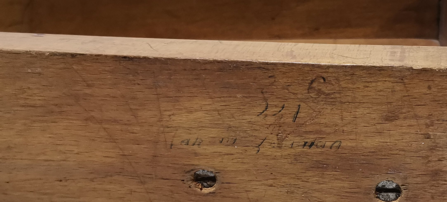 OSMANLI DÖNEMİ NADİR EL YAPIMI İPEK KIYAFET ÜTÜ MASASI