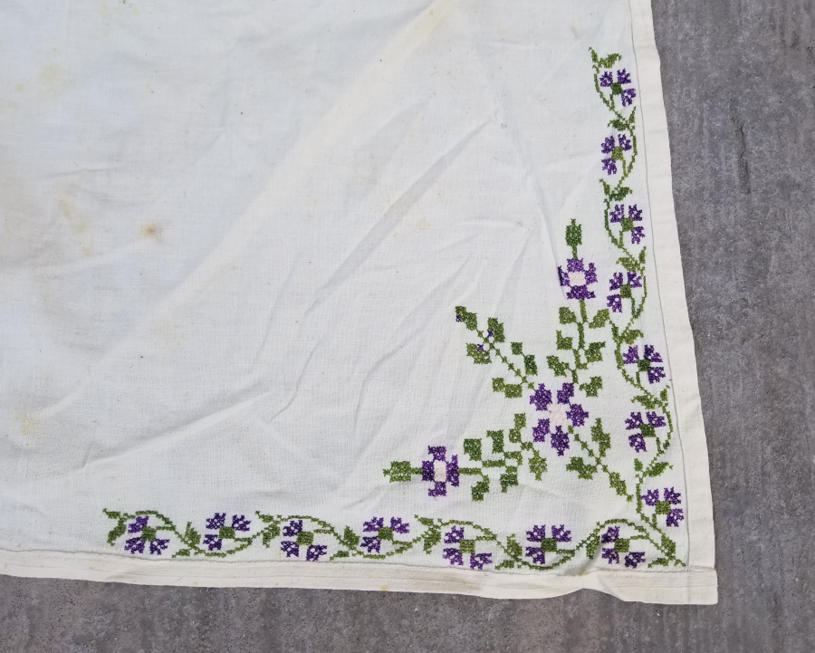 ANTİKA KANAVİÇE İŞÇİLİKLİ GELİN BOHÇASI