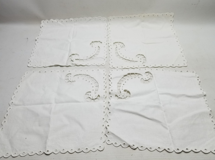 4 ADET ANTİKA DELİK İŞİ PEÇETELİK