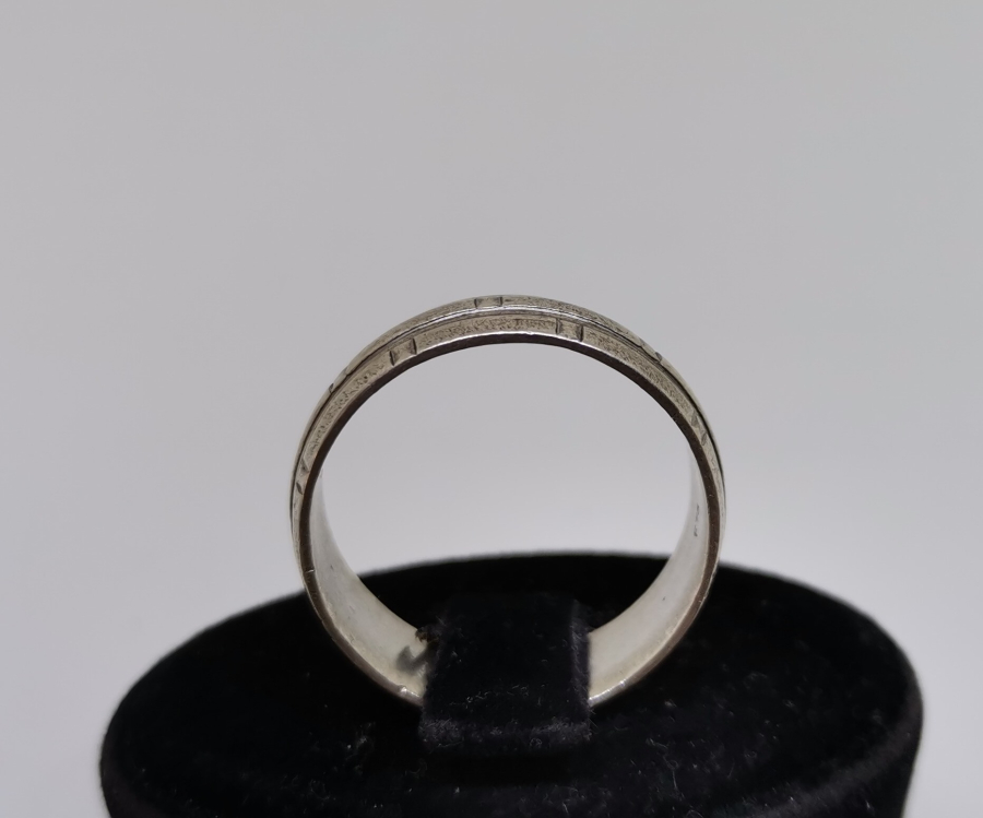 KABARTMA İŞÇİLİKLİ GÜMÜŞ ALYANS YÜZÜK