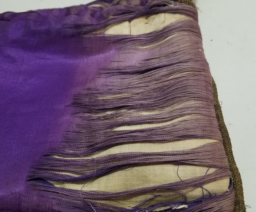 ÜZERİ SIRMA İŞÇİLİKLİ OSMANLI DÖNEMİ KUR'AN-I KERİM KABI