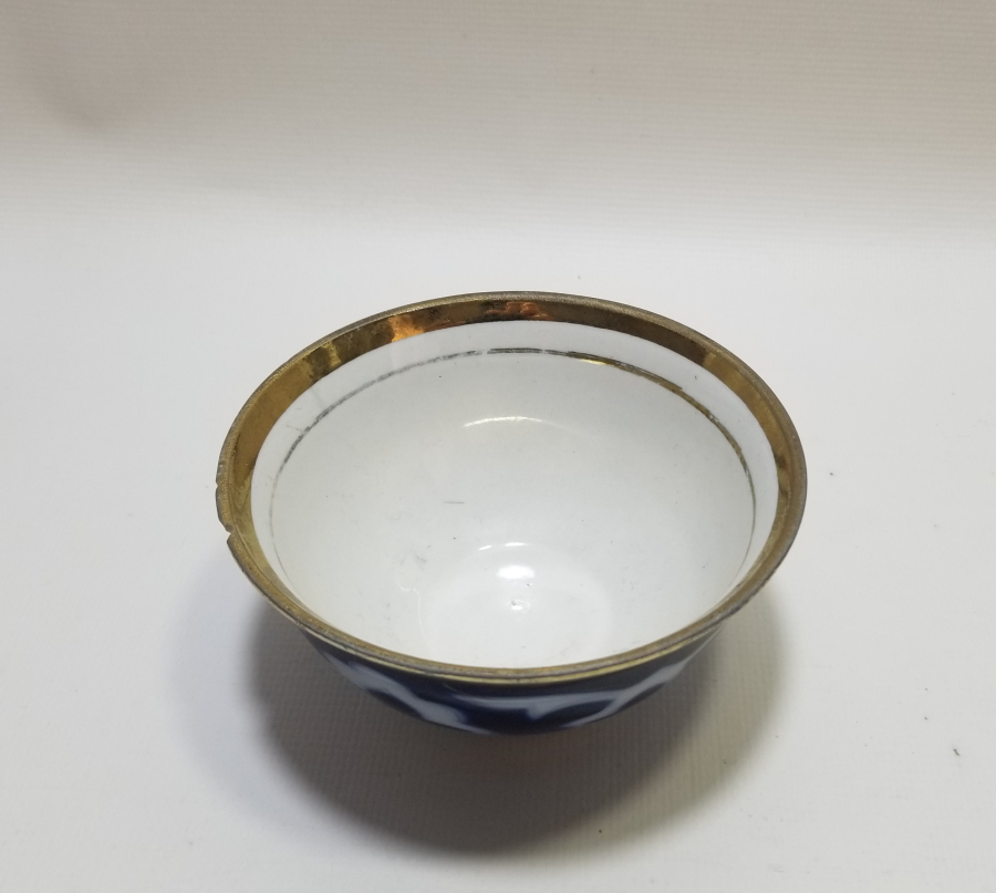 ÜZERİ ALTIN VARAKLI OSMANLI DÖNEMİ BLUBLANC PORSELEN ÇORBA KASESİ