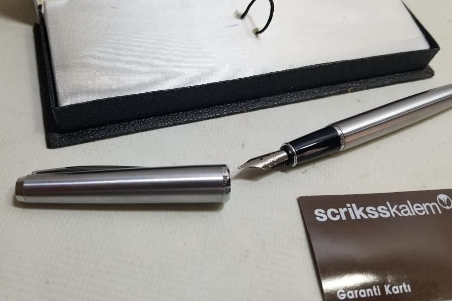 ORİJİNAL KUTUSUNDA SCRİKSS MARKA DOLMA KALEM