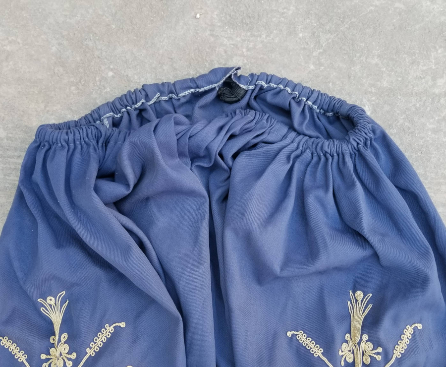 SIRMA İŞÇİLİKLİ ANTİKA DAMAT POTURU