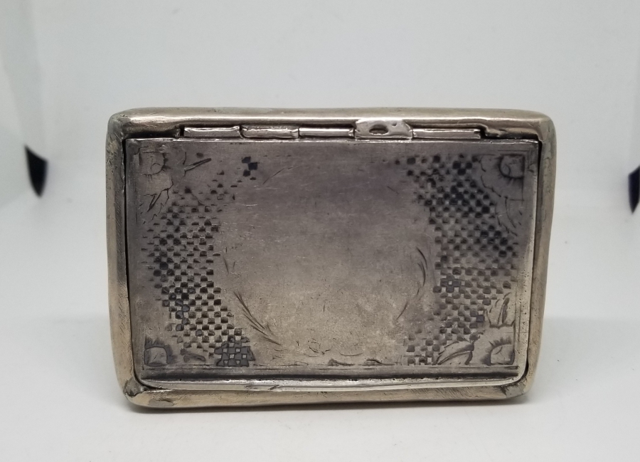 OSMANLI DÖNEMİ ERMENİ USTA DAMGALI SAVATLI GÜMÜŞ SİGARA TABAKASI