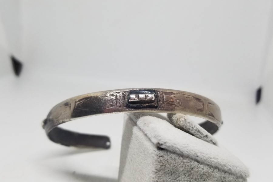 KALEM VE KABARTMA İŞÇİLİKLİ OSMANLI DÖNEMİ GÜMÜŞ BİLEKLİK