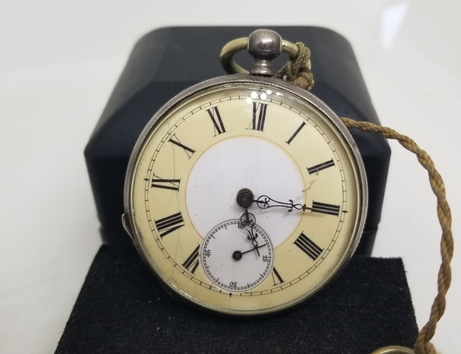 OSMANLI DÖNEMİ KURMALI GÜMÜŞ KASA RENKLİ KADRAN CEP SAATİ