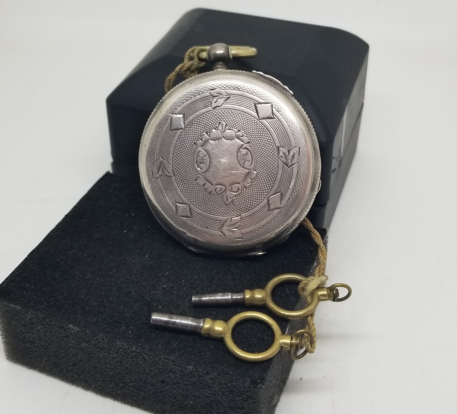 OSMANLI DÖNEMİ KURMALI GÜMÜŞ KASA RENKLİ KADRAN CEP SAATİ