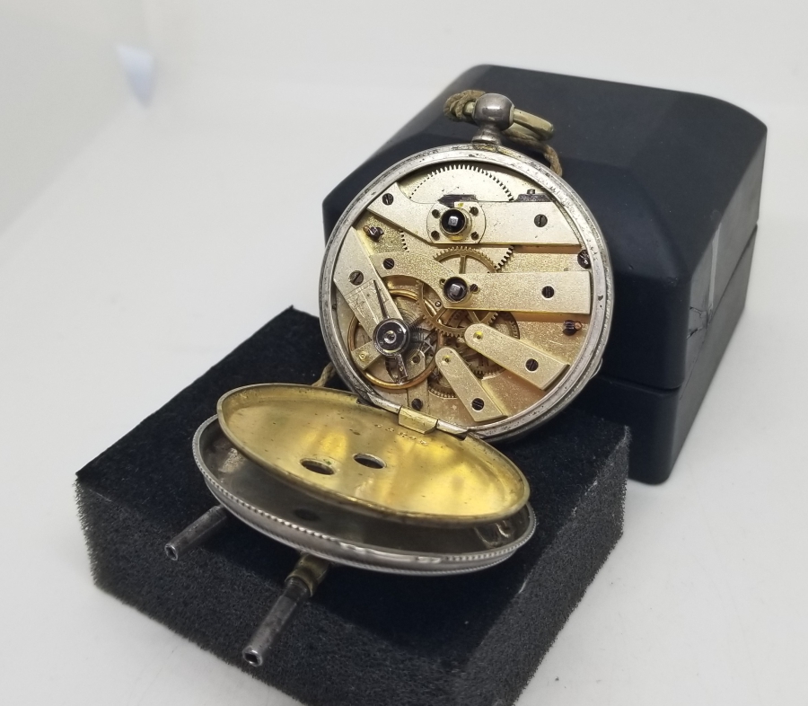 OSMANLI DÖNEMİ KURMALI GÜMÜŞ KASA RENKLİ KADRAN CEP SAATİ