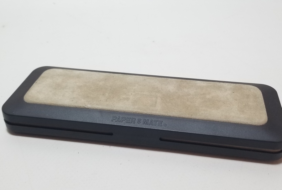 ORİJİNAL KUTUSUNDA VE EVRAKLARIYLA TÜKENMEZ KALEM