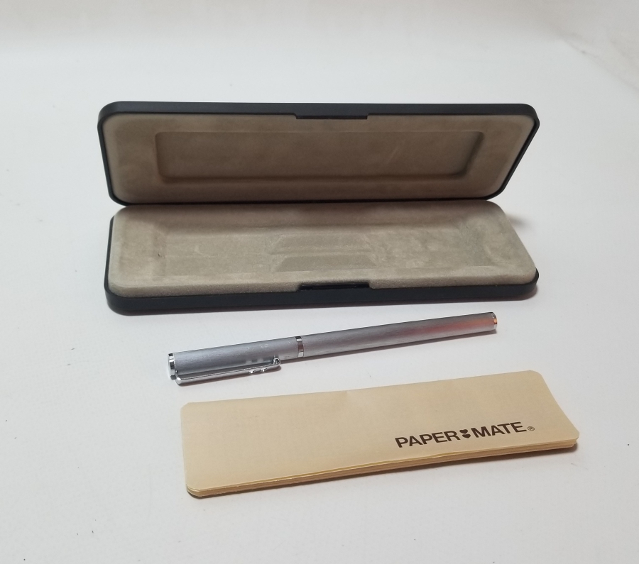 ORİJİNAL KUTUSUNDA VE EVRAKLARIYLA TÜKENMEZ KALEM