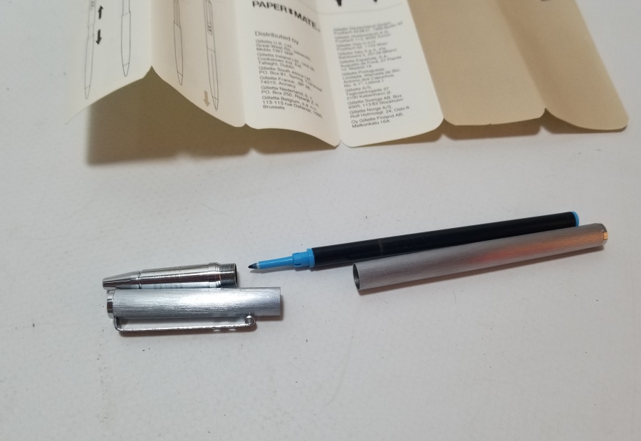 ORİJİNAL KUTUSUNDA VE EVRAKLARIYLA TÜKENMEZ KALEM