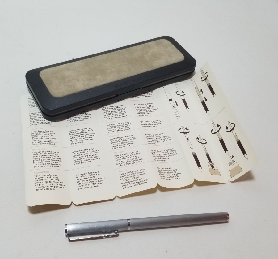 ORİJİNAL KUTUSUNDA VE EVRAKLARIYLA TÜKENMEZ KALEM