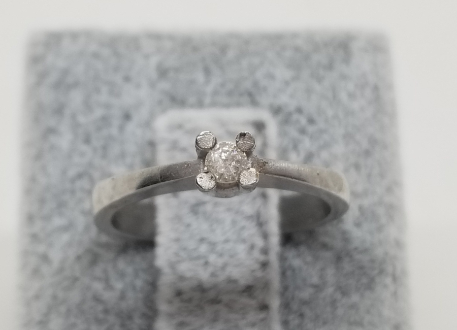 PIRLANTA TAŞLI TEKTAŞ YÜZÜK