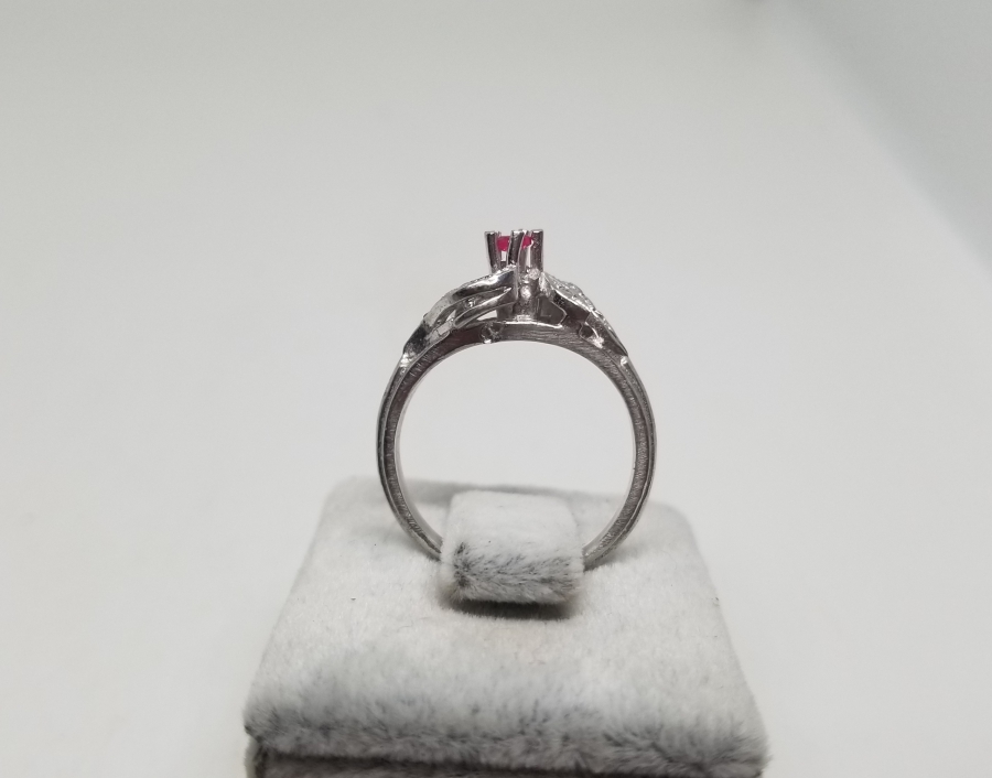 YAKUT VE PIRLANTA TAŞLI SALYANGOZ MODEL YÜZÜK