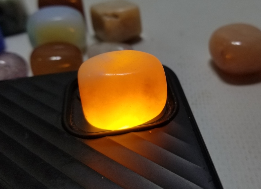 ÜZERİ CİLALANMIŞ ANTİKA DOĞAL TAŞ LOTU