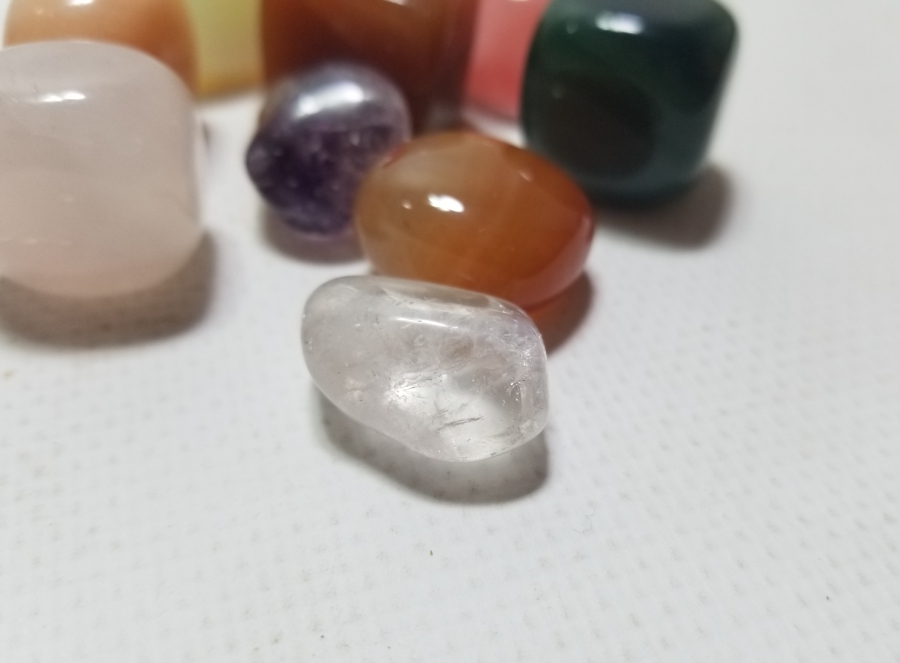 ÜZERİ CİLALANMIŞ ANTİKA DOĞAL TAŞ LOTU