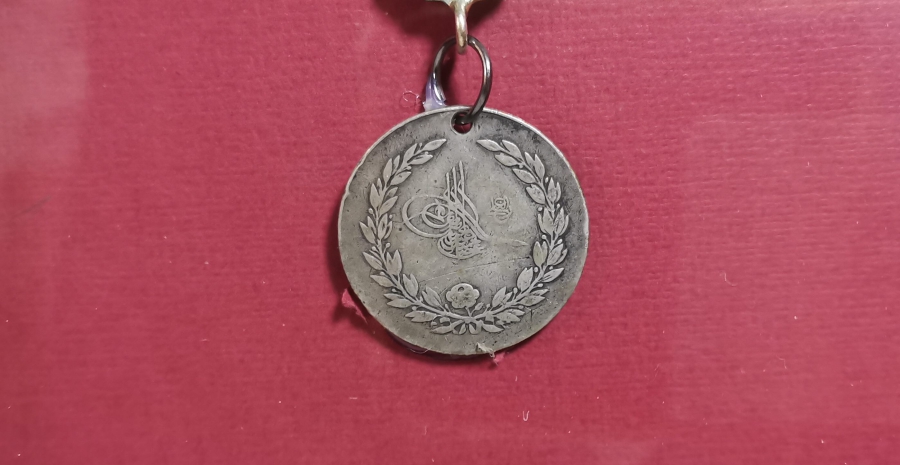 OSMANLI YUNAN HARBİ MADALYASI VE BERATI TAKIMI