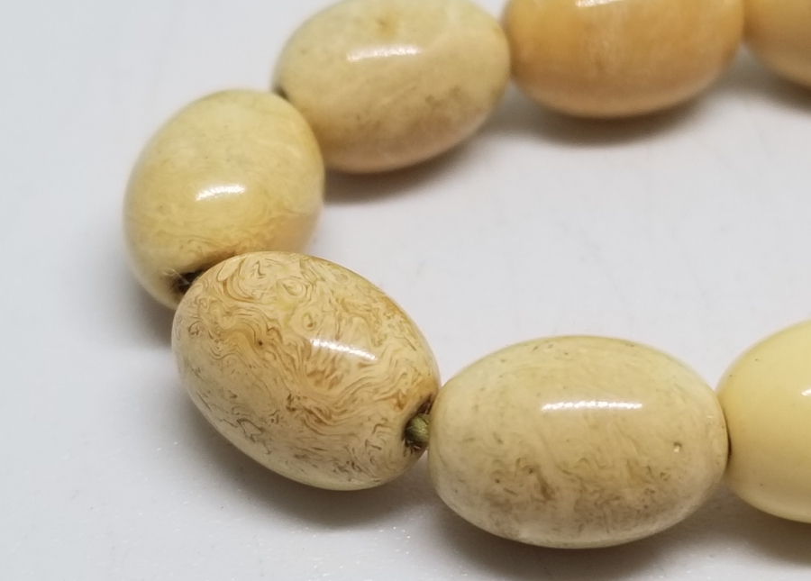 ORİJİNAL GÜMÜŞ PÜSKÜLÜYLE KAYA DAMLA KEHRİBAR TESPİH