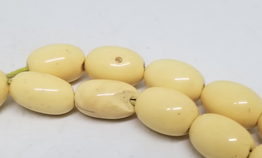 ORİJİNAL GÜMÜŞ PÜSKÜLÜYLE KAYA DAMLA KEHRİBAR TESPİH