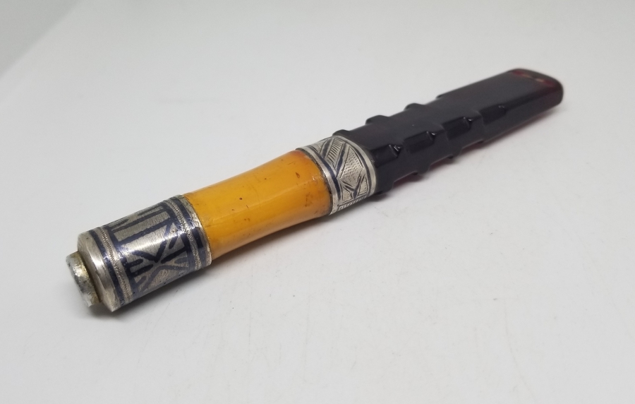 ÜZERİ OSMANLICA YAZILI KEHRİBAR SİGARA AĞIZLIĞI