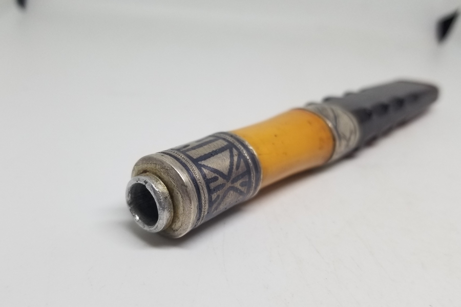 ÜZERİ OSMANLICA YAZILI KEHRİBAR SİGARA AĞIZLIĞI