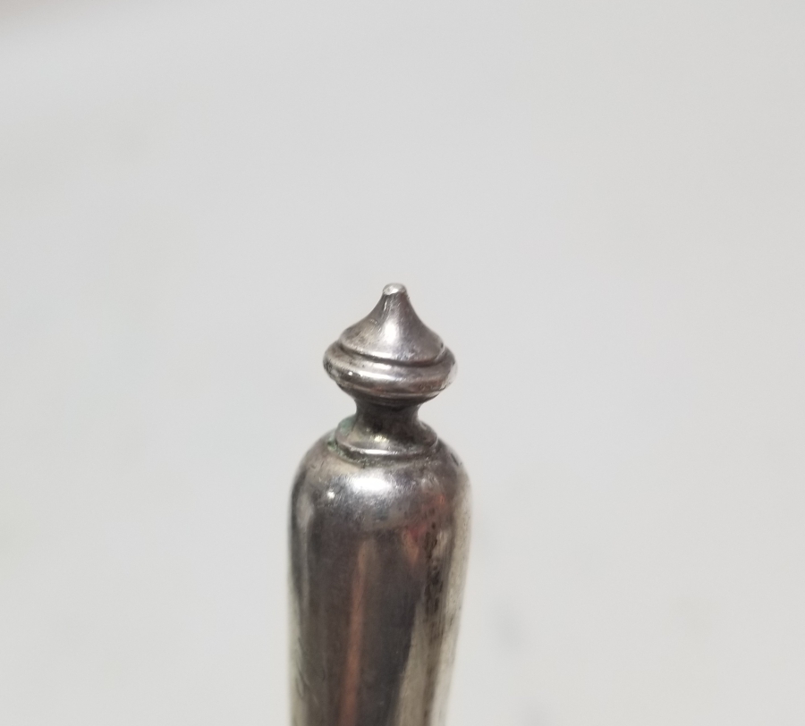 ÜZERİ İNSİYALLİ GÜMÜŞ KAPLAMA ANTİKA SERVİS ÇATALI