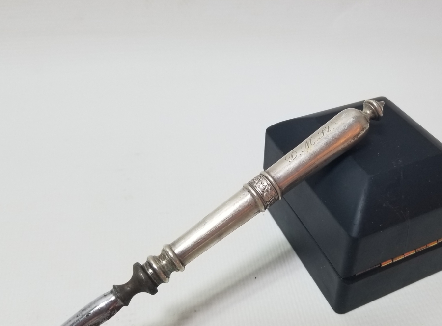 ÜZERİ İNSİYALLİ GÜMÜŞ KAPLAMA ANTİKA SERVİS ÇATALI