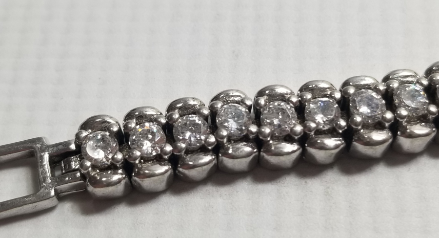 MARGAZİT TAŞLI PİLLİ KOL SAATİ