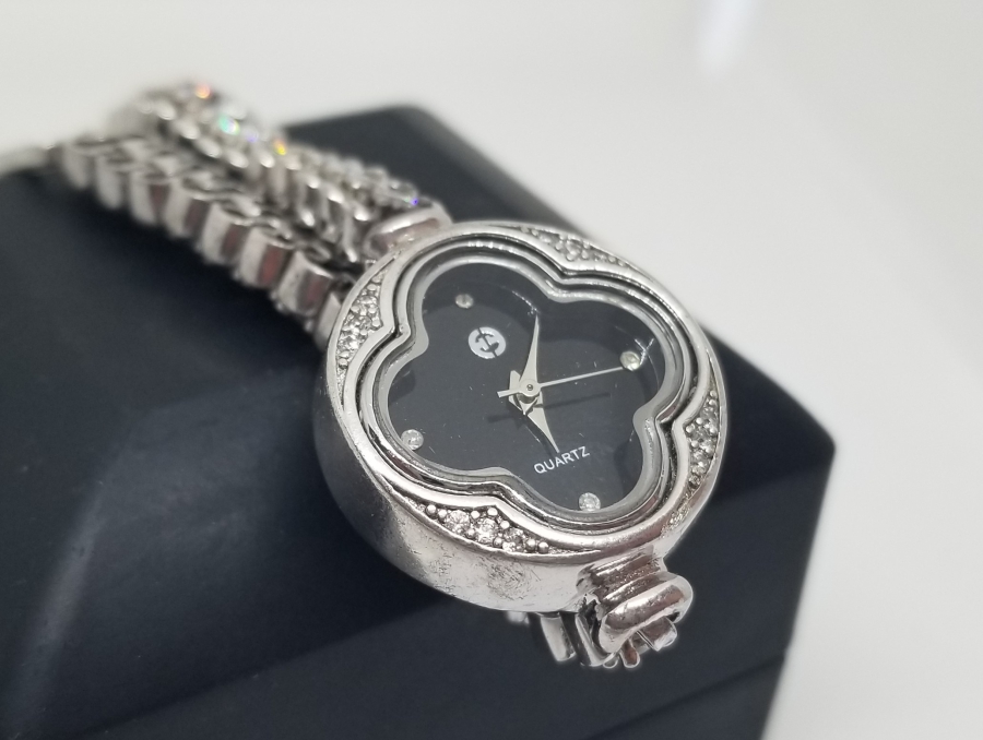 MARGAZİT TAŞLI PİLLİ KOL SAATİ