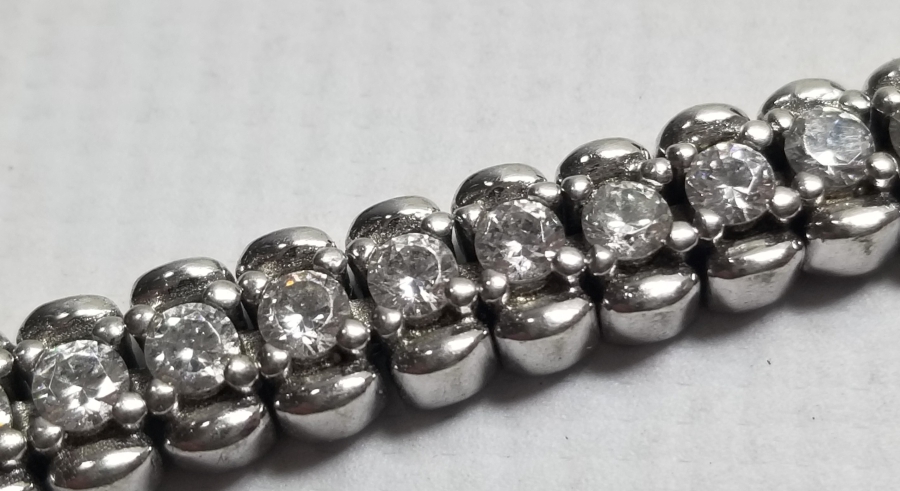 MARGAZİT TAŞLI PİLLİ KOL SAATİ