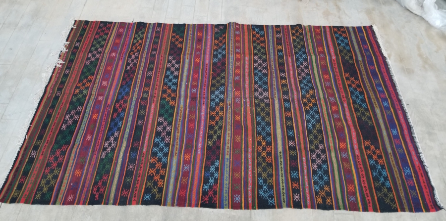 OSMANLI DÖNEMİ EL DOKUMA UŞAK KİLİMİ