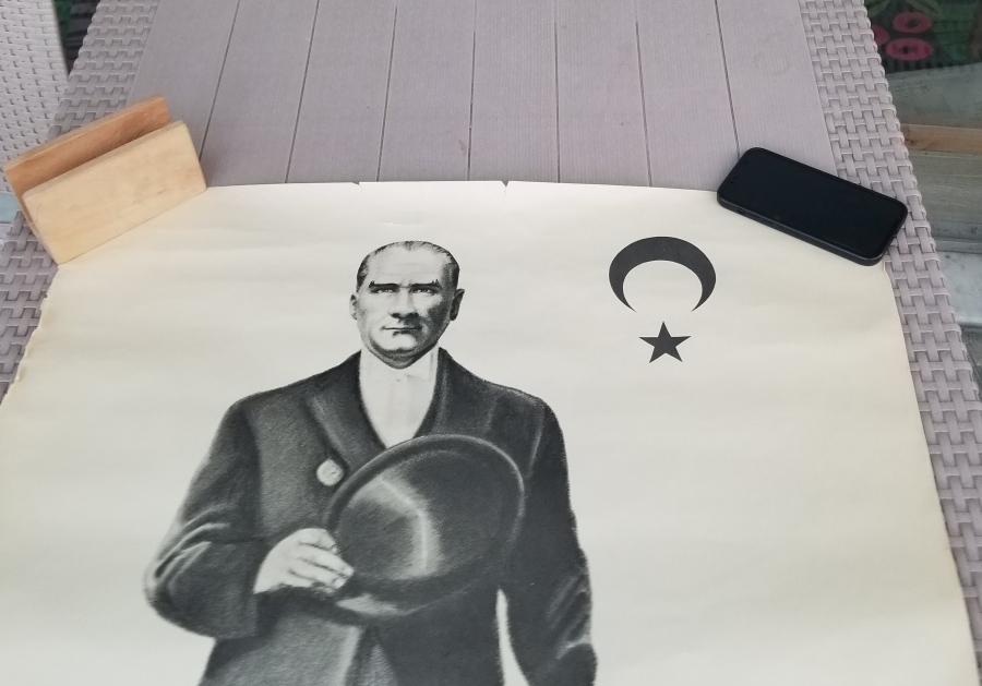 BÜYÜK BOY DEKORATİF ATATÜRK POSTERİ