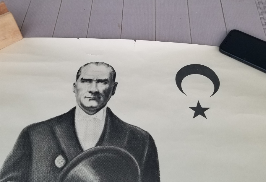 BÜYÜK BOY DEKORATİF ATATÜRK POSTERİ