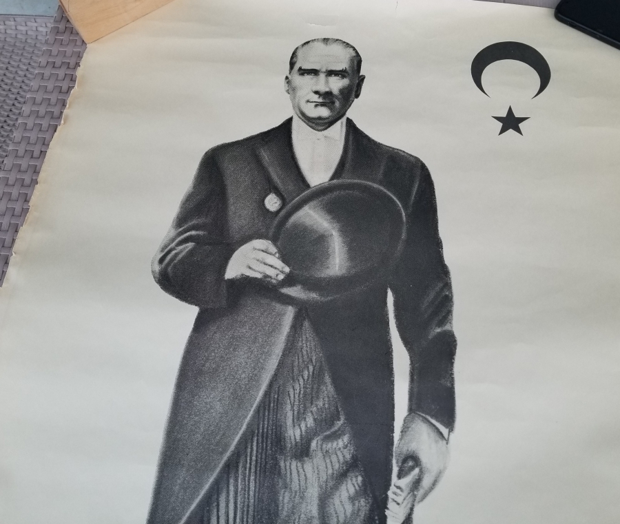 BÜYÜK BOY DEKORATİF ATATÜRK POSTERİ