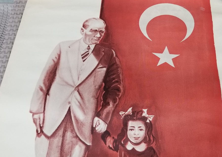 23 NİSAN KONULU BÜYÜK BOY ATATÜRK POSTERİ