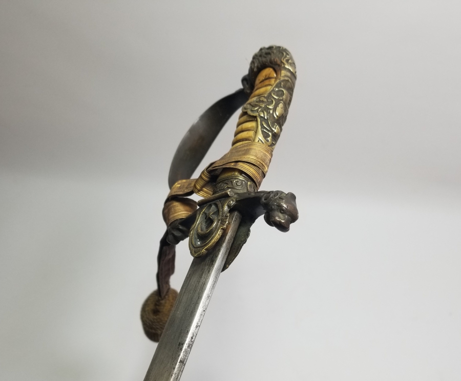 ASLAN BAŞLI VE AY YILDIZ BALÇAKLI ÇOK NADİR OSMANLI DÖNEMİ NADİR PAŞA KILICI