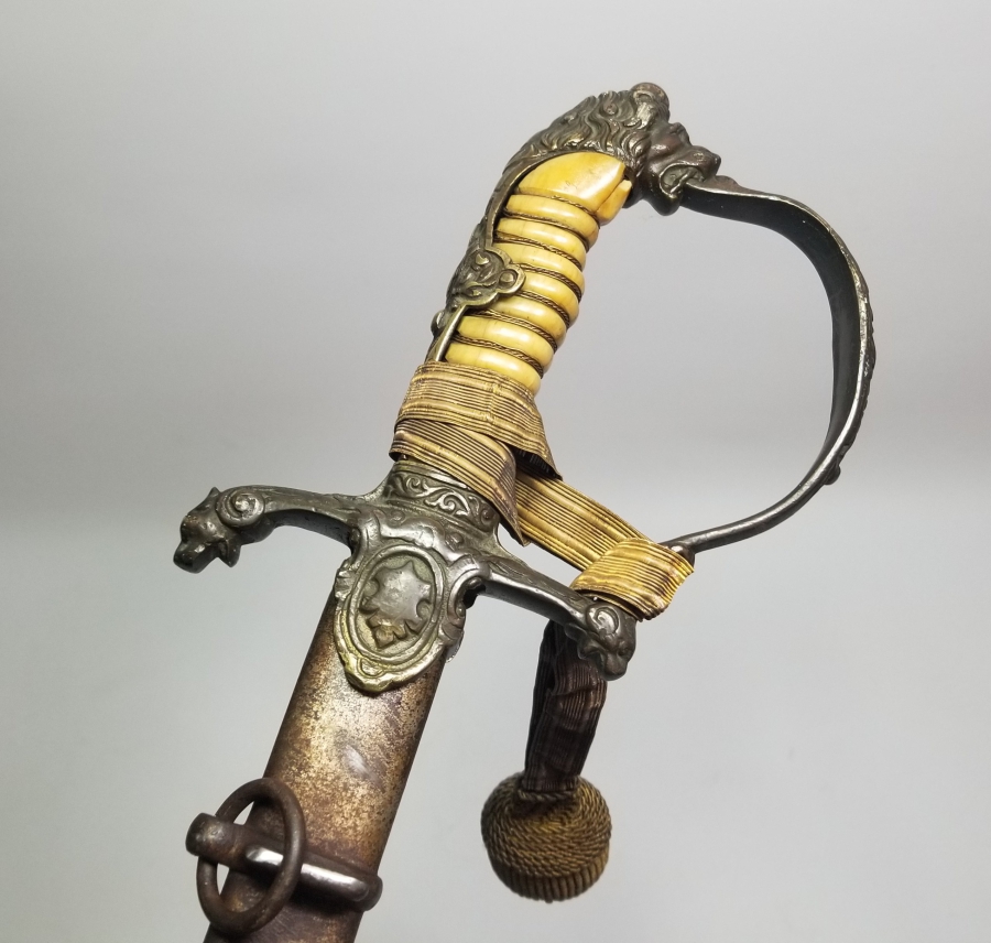 ASLAN BAŞLI VE AY YILDIZ BALÇAKLI ÇOK NADİR OSMANLI DÖNEMİ NADİR PAŞA KILICI