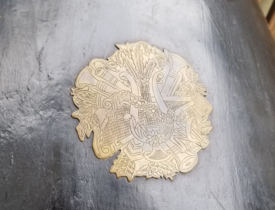 OSMANLI DEVLET ARMASI VE MUZİKA-İ HÜMAYUN AMBLEMLİ ÇOK NADİR MEHTERAN DAVULU VE DÖNEMİNE AİT TOKMAĞI