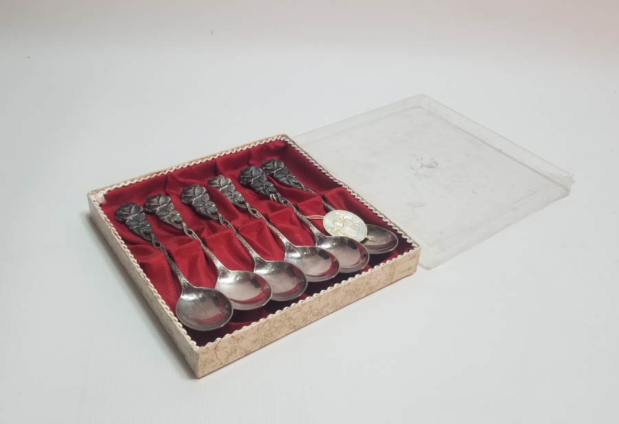 ORİJİNAL KUTUSUNDA 100 MİKRON GÜMÜŞ KAPLAMA ÇAY KAŞIĞI TAKIMI