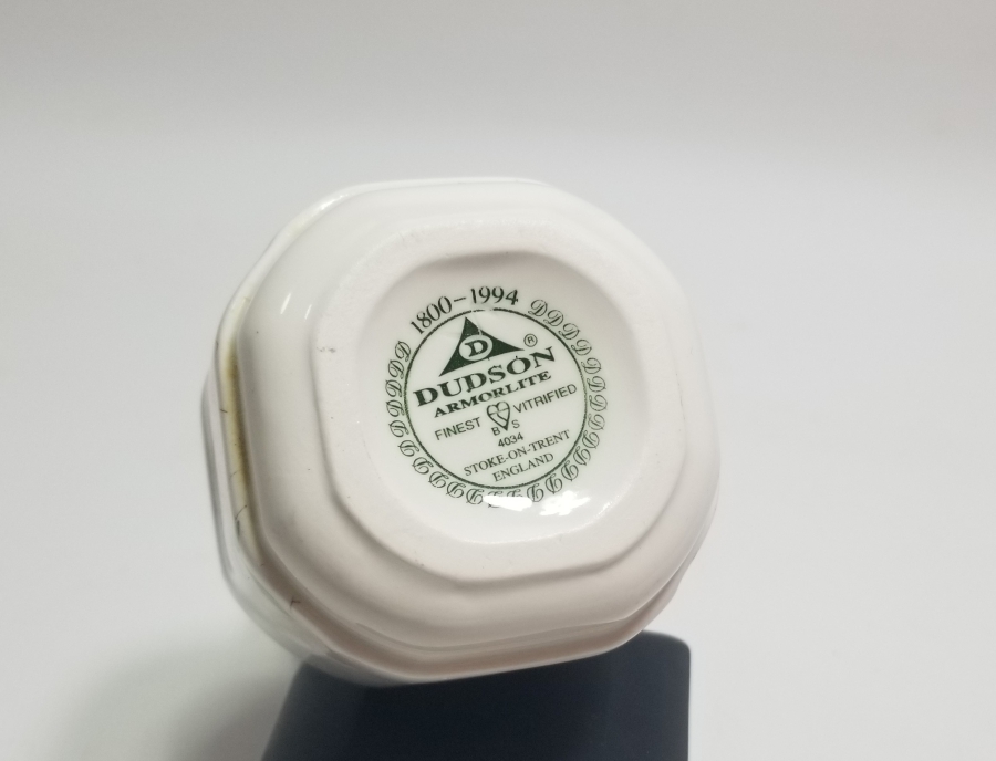 İNGİLİZ YAPIMI PORSELEN VAZO