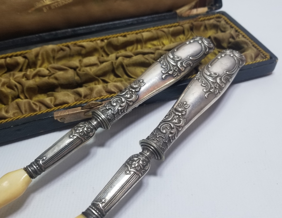 ORİJİNAL KUTUSUNDA ANTİKA GÜMÜŞ VE FİLDİŞİ SERVİS KAŞIK ÇATALI