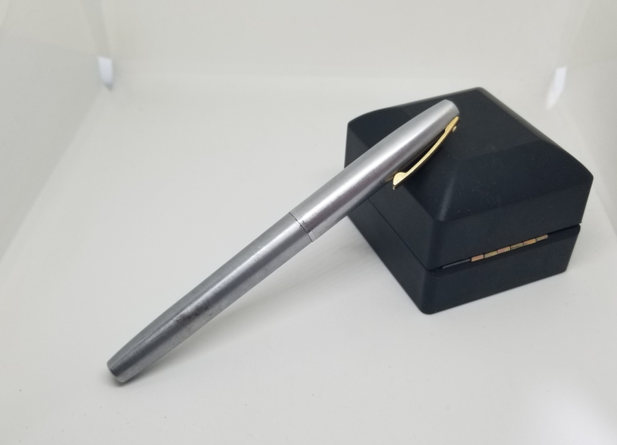 ALTIN UÇLU SHEAFFER MARKA DOLMA KALEM