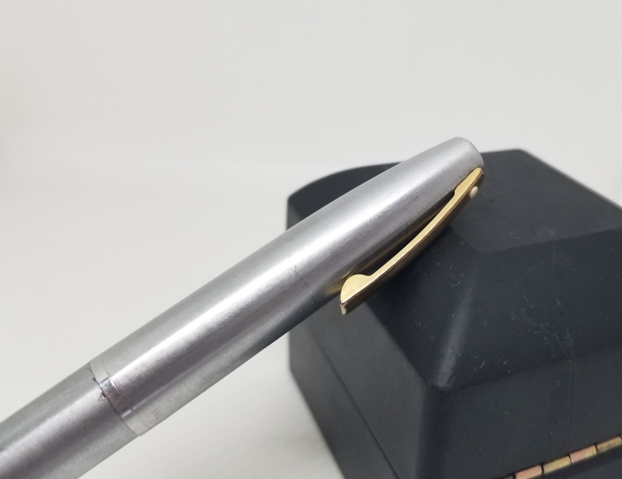 ALTIN UÇLU SHEAFFER MARKA DOLMA KALEM